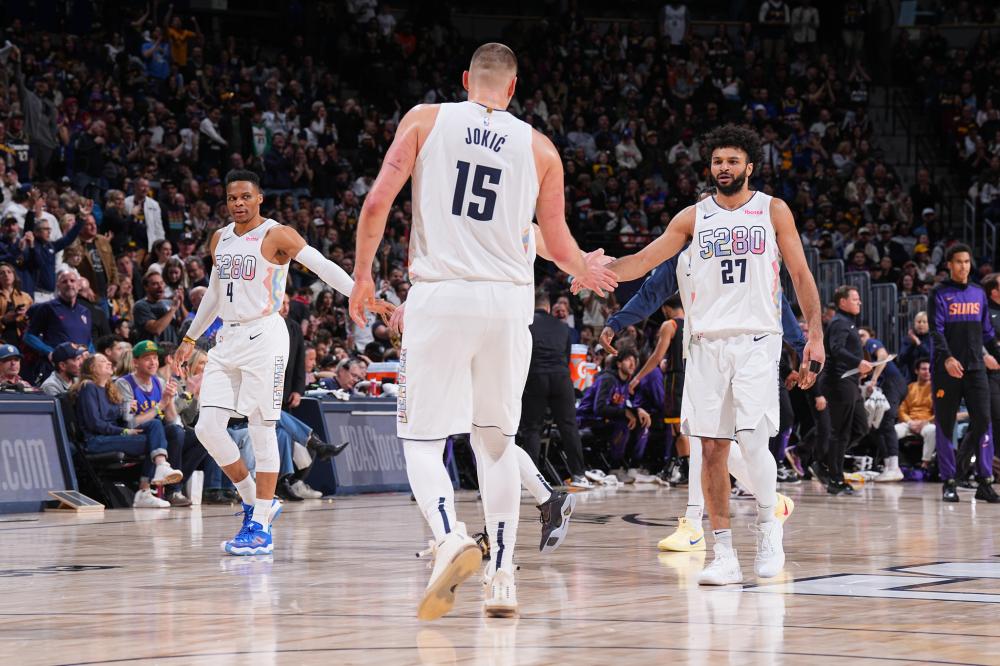 他在巴塞罗 他在巴塞罗