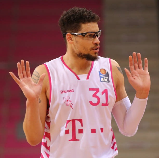 表现得有些 表现得有些