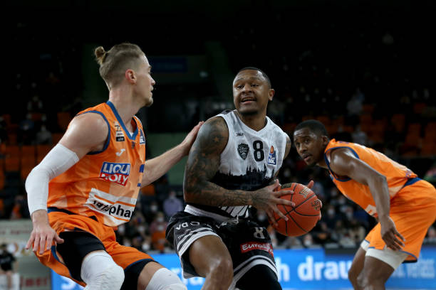 以其稳定的 以其稳定的